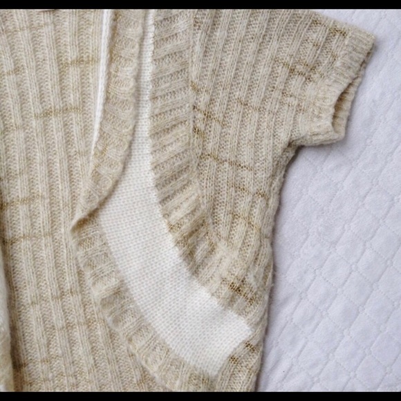 Anthro Sleeping on Snow Utopia Shrug Cardigan - Picture 2 of 8